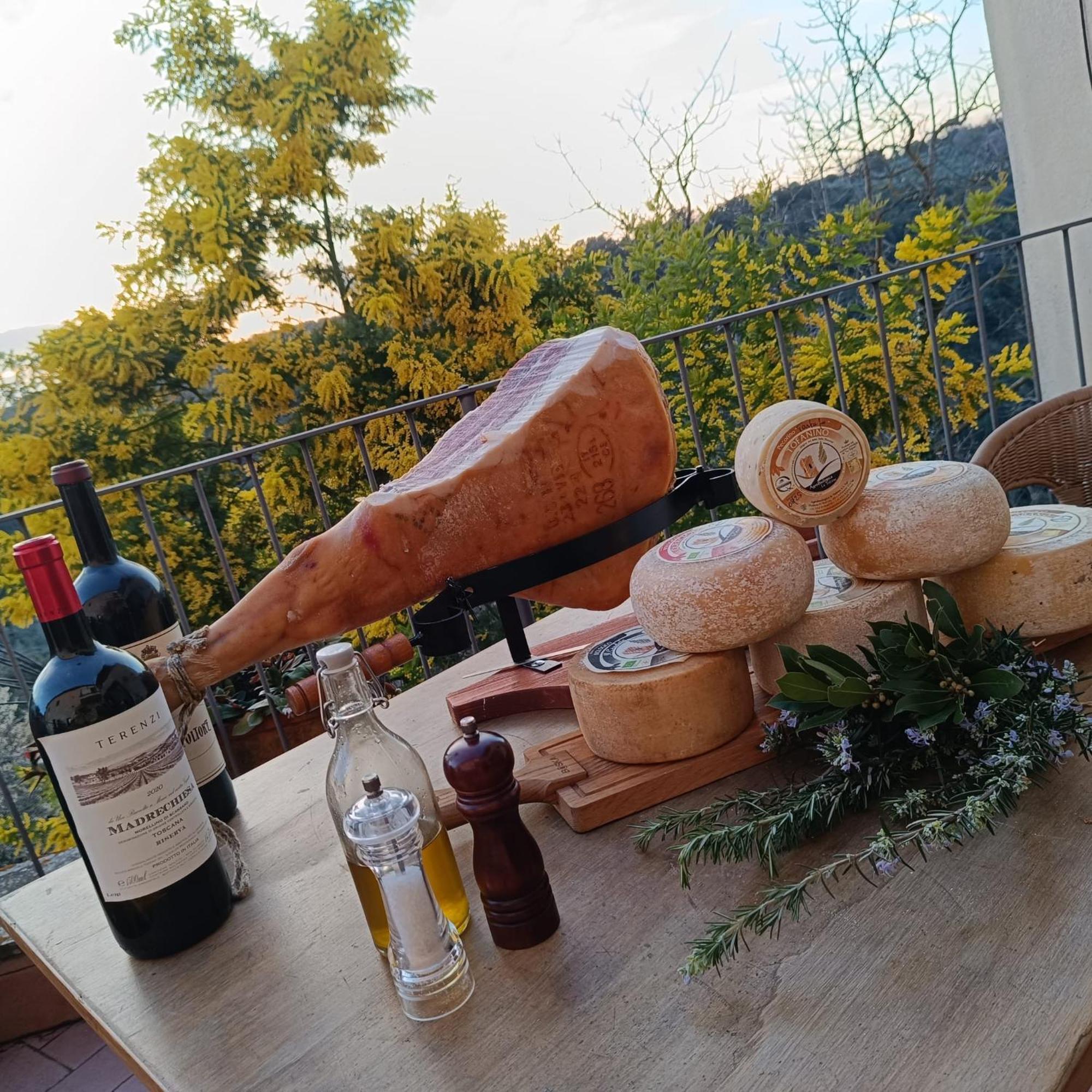 Ghigo La Locanda Di Torquato Montorgiali Extérieur photo